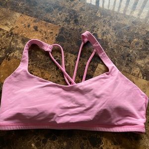 Lululemon Free To Be Bra